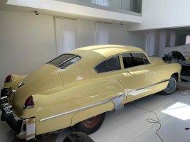 амер-Кади-1949 Серия 61 Седанет-Ли-реставрация-3.jpg