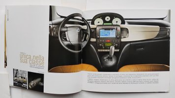 Lancia-Ypsilon Y-2004-Brochure-6.jpg