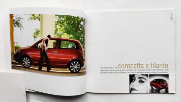Lancia-Ypsilon Y-2004-Brochure-11.jpg