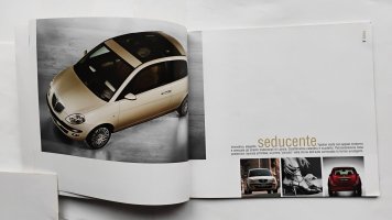 Lancia-Ypsilon Y-2004-Brochure-13.jpg