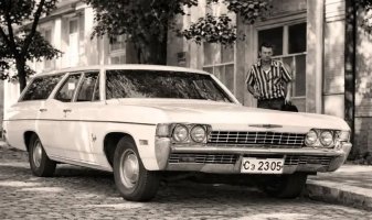амер-соц-репортерска-Радио СтЗагора-Chevy Impala-1967г.jpg